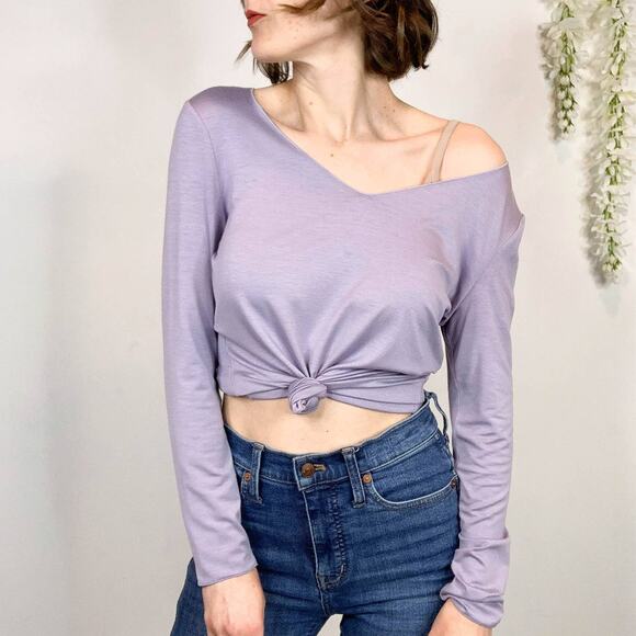 VINTAGE ARMANI COLLEZIONI lavender long sleeve top soft v-neck 2265 - Picture 1 of 8